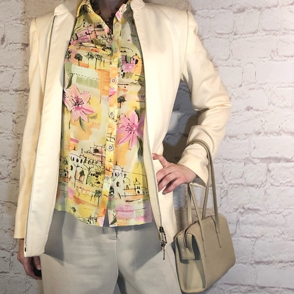 CLICK BEACH STYLE BUTTON UP BLOUSE - Picture 2 of 5